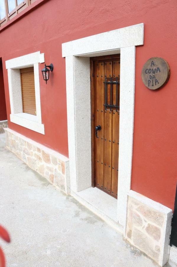 Apartamentos Casa Do Bouza Vello Sober Ngoại thất bức ảnh